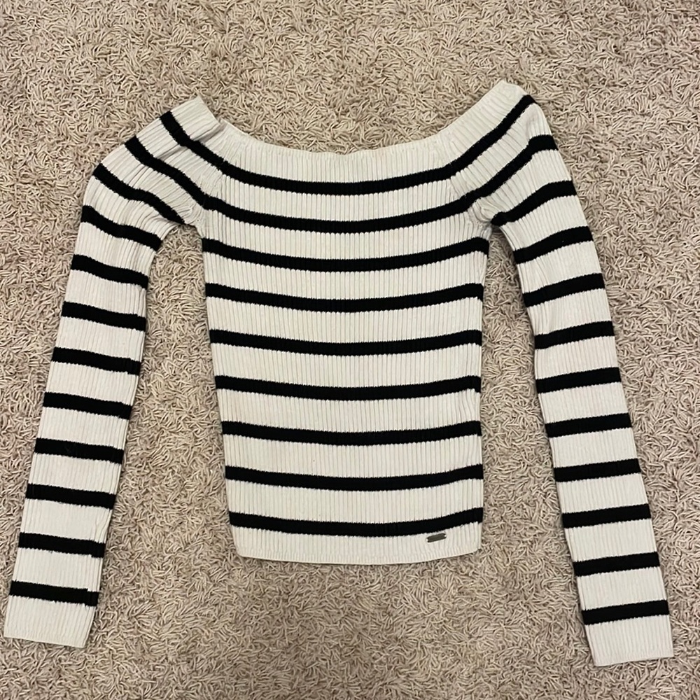 COPY - Black and White striped Hollister Sweater